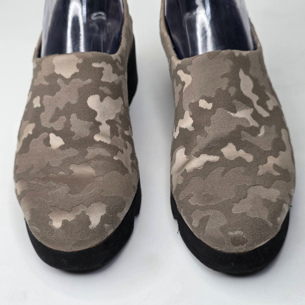 Thierry Rabotin Dream Women's Wedge Shoes Size 8 EU 38 Camo Fabric Slip On Italy - Picture 13 of 16